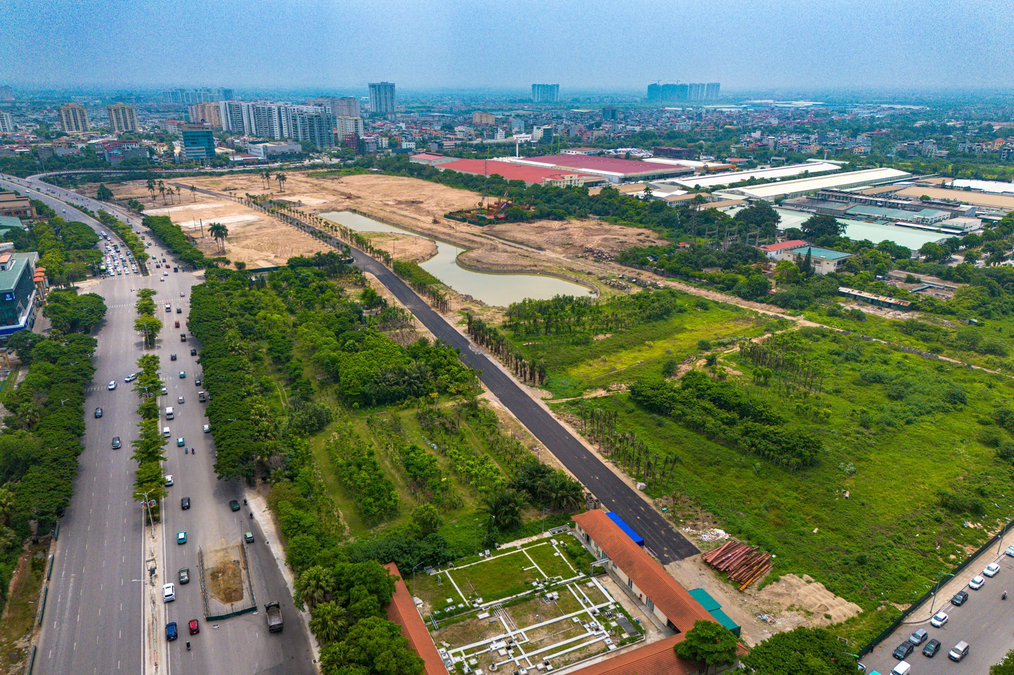 him-lam-long-bien-1.jpg