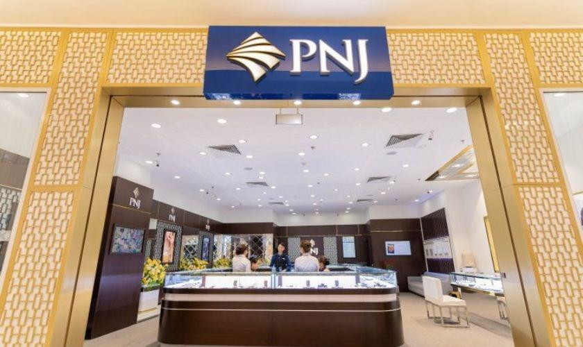 NÓNG: PNJ phát thông báo sau khi Giám đốc Trung tâm kiểm định bị bắt