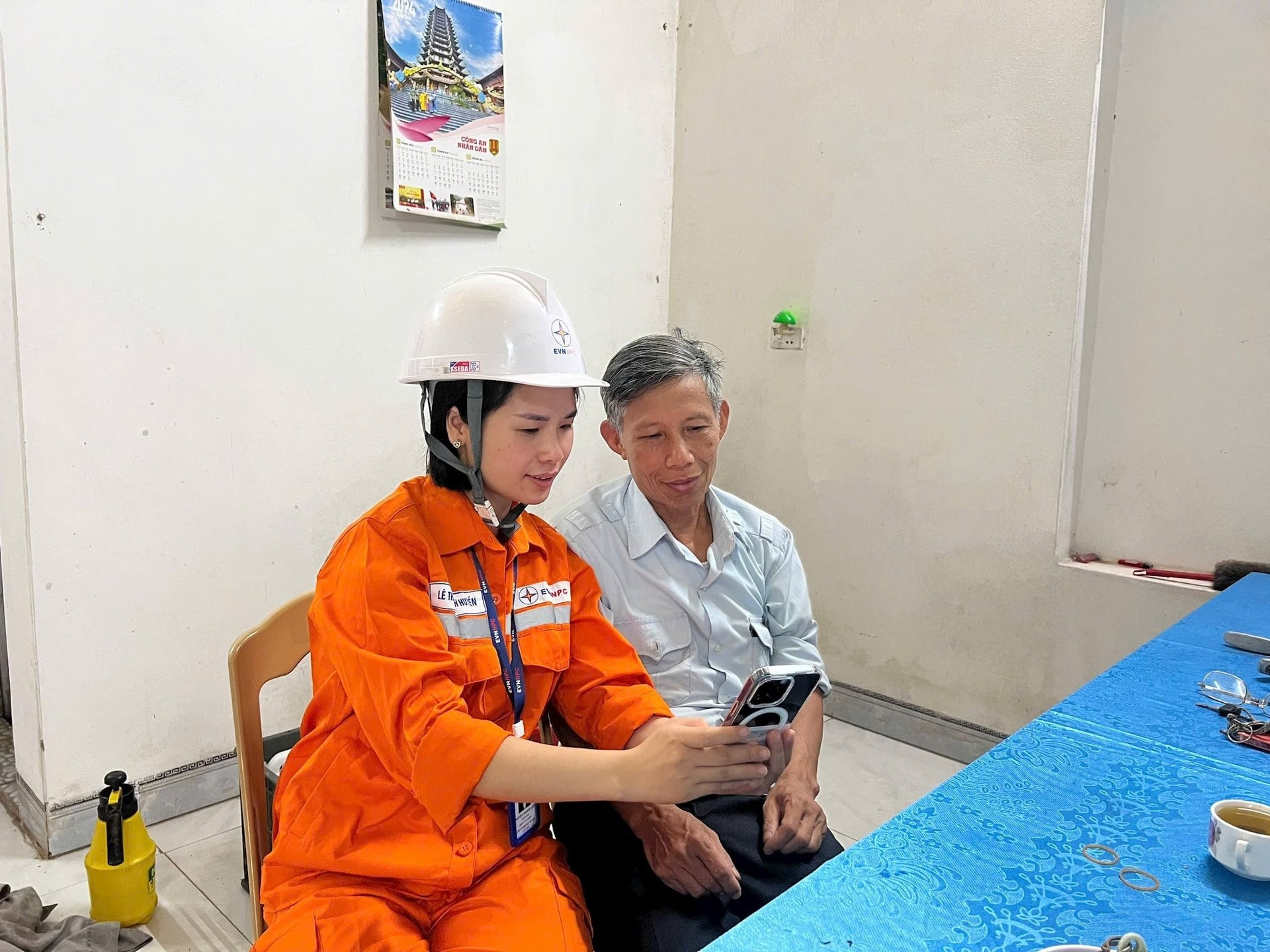 EVN miền Bắc phát công điện khẩn: Toàn bộ người dân chú ý