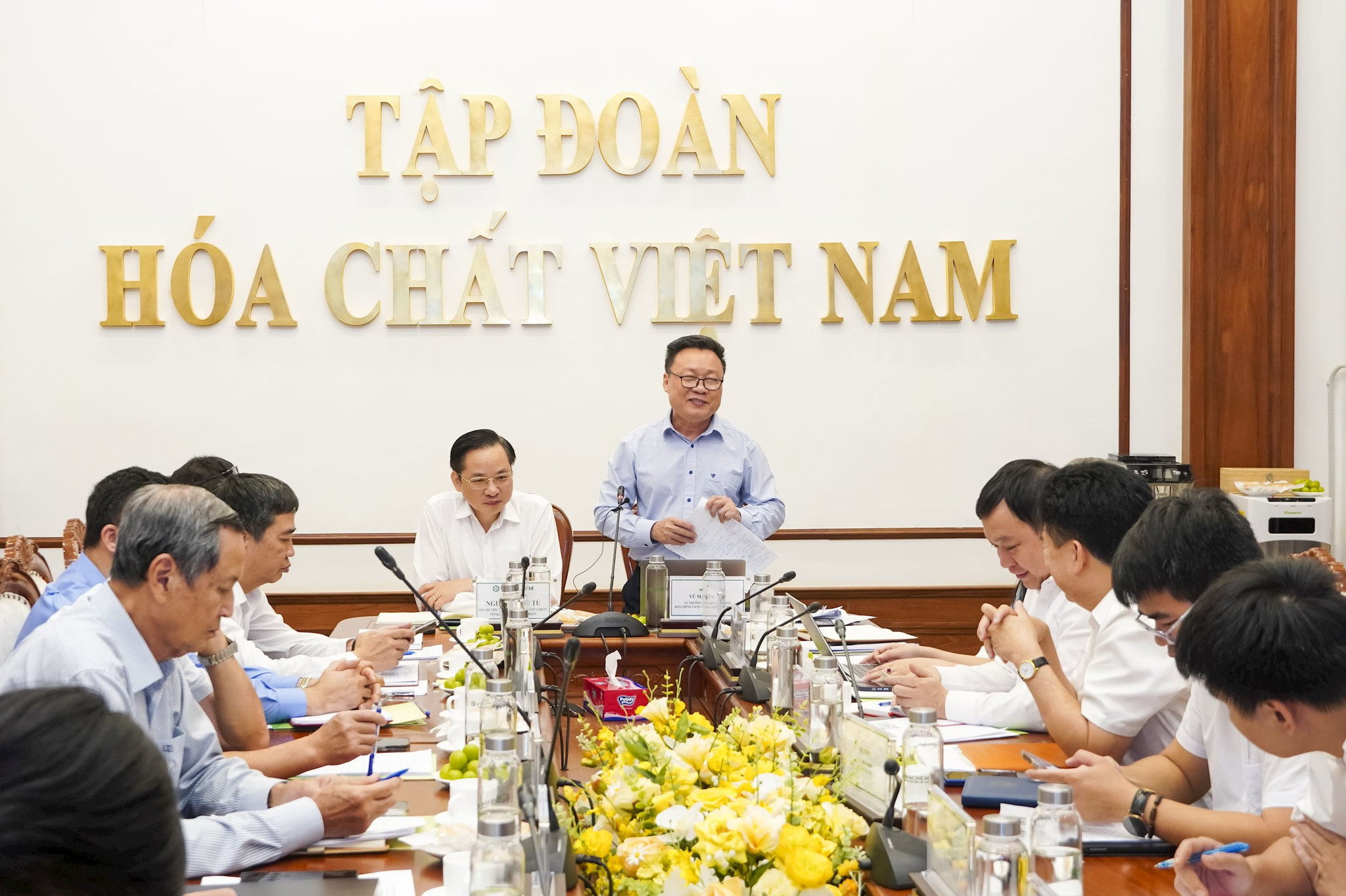 Tập đoàn 60.000 tỷ của Việt Nam nhắm vào "mỏ vàng" hoá chất điện tử, bán dẫn và đất hiếm