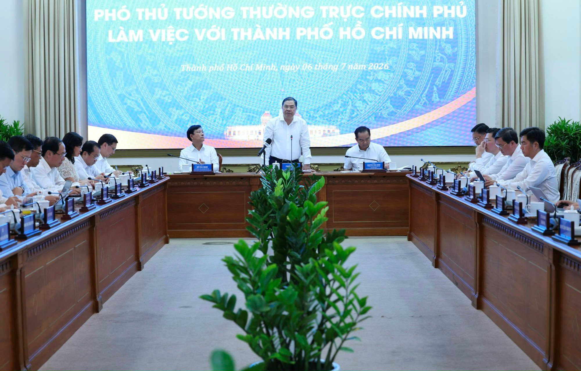 TP HCM kiến nghị 5 nội dung với Chính phủ và các bộ, ngành