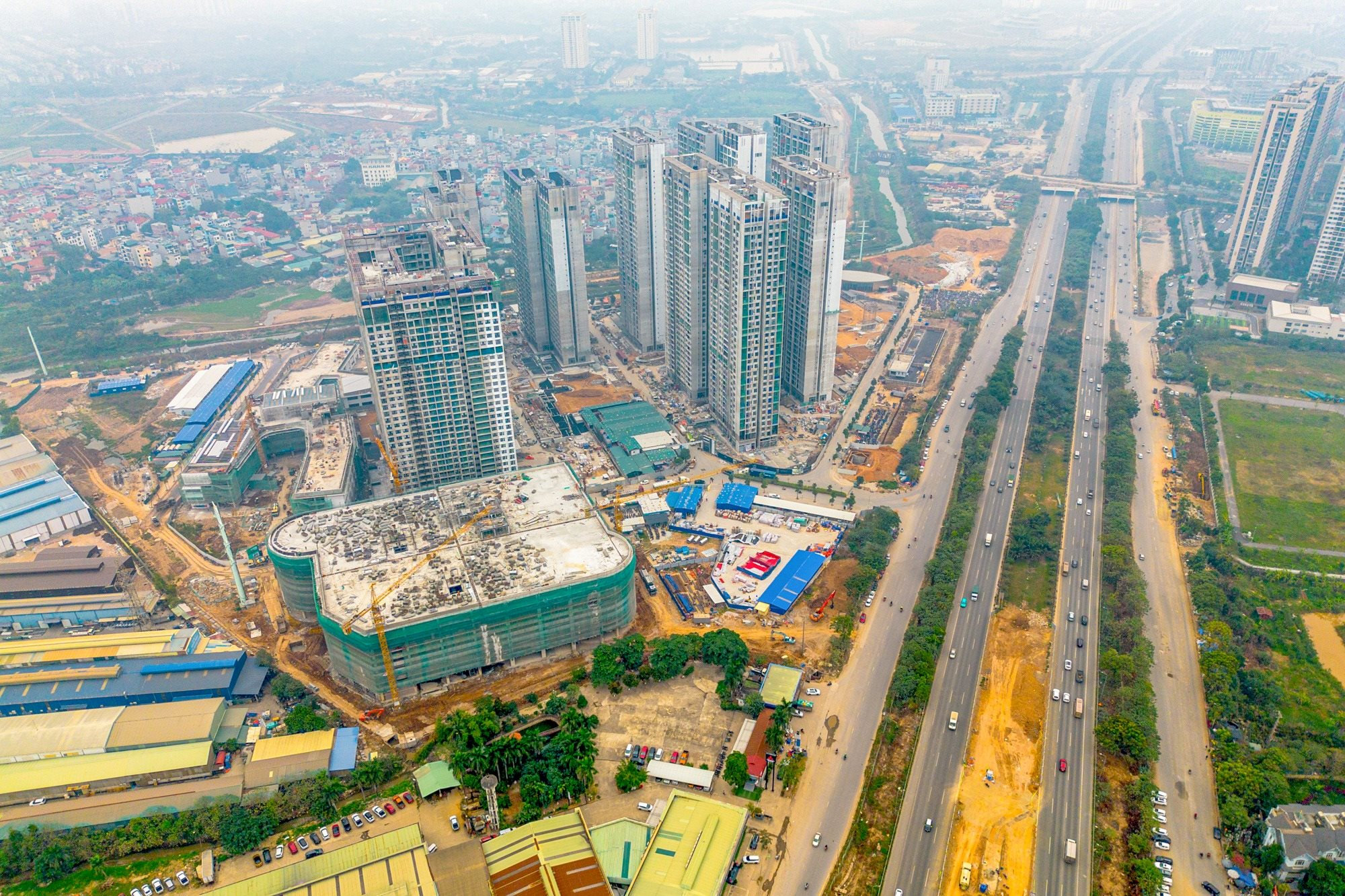Bất ngờ: Giá bán sơ cấp chung cư Hà Nội tăng trở lại, phân khúc dưới 120 triệu đồng/m2 dẫn dắt thanh khoản ở TP.HCM