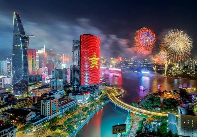 Hai "vũ khí" giúp các nước sống sót thời biến động thuế quan: Việt Nam có cả hai