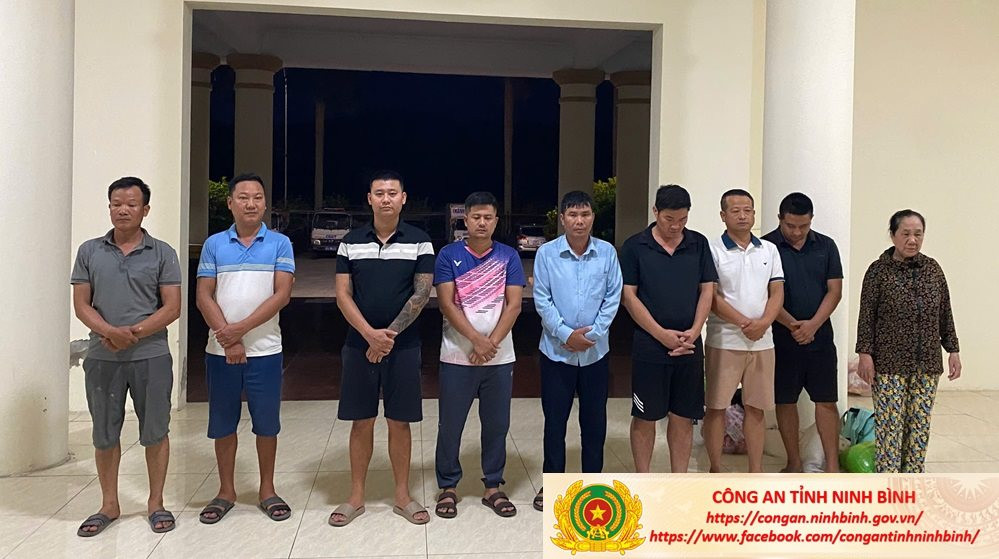 Công an điều tra loạt tài khoản có hạn mức giao dịch trên 1 tỷ đồng/ngày: Nhiều người sinh năm 8X, 9X bị bắt