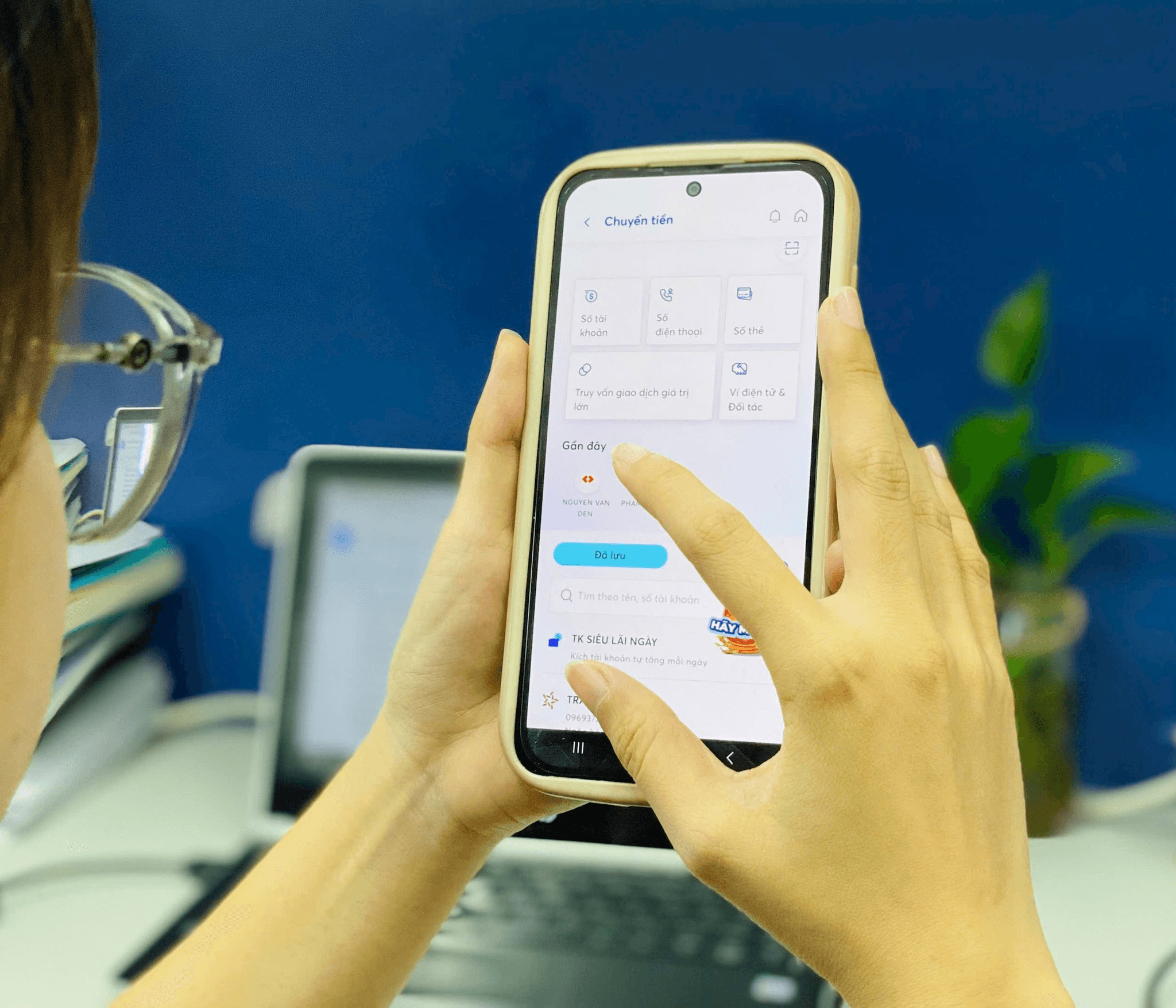 Công an khuyến cáo người gửi tiết kiệm không chuyển tiền vào các tài khoản sau