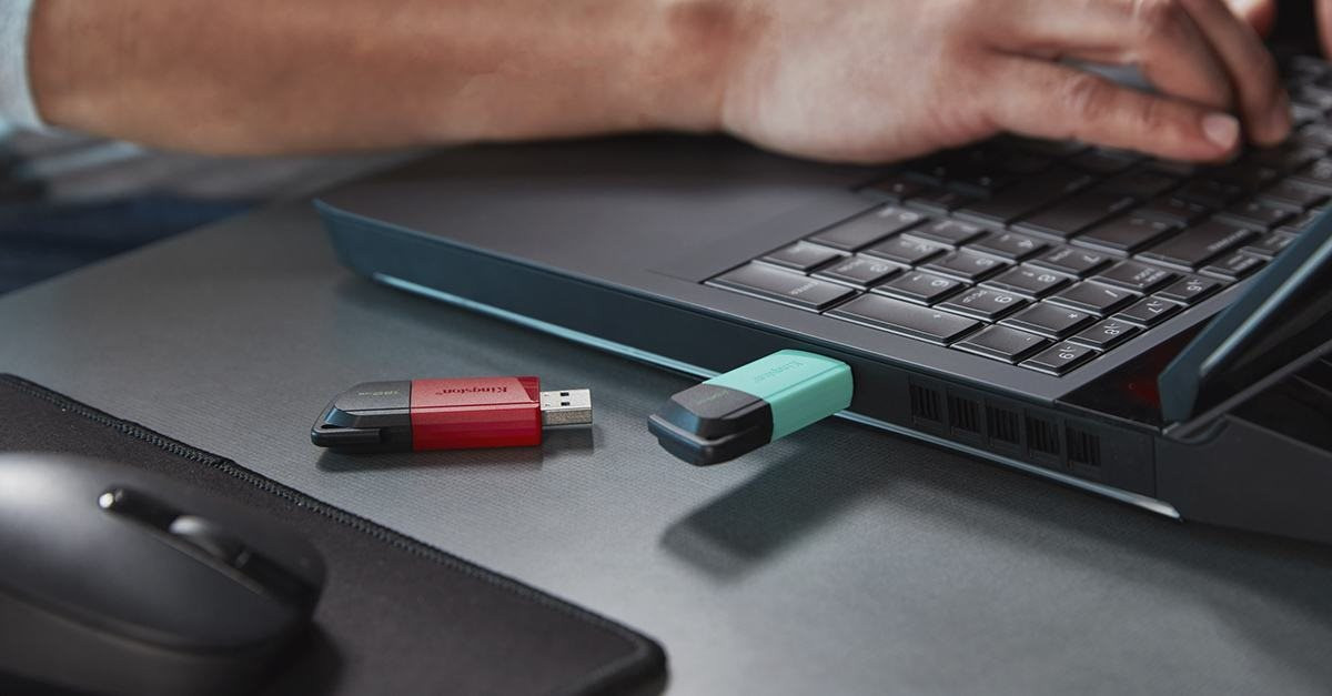 ktc-opengraph-blog-mobile-lifestyle-how-to-use-a-usb-drive-on-windows.jpg