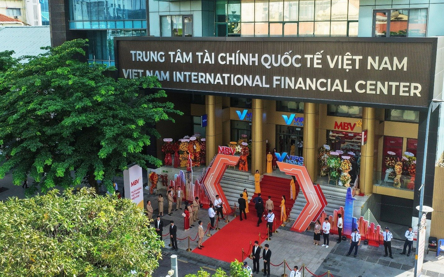 Khai trương trụ sở kinh doanh tại VIFC-HCMC: Bước chuyển sang thị trường phía Nam của MBV