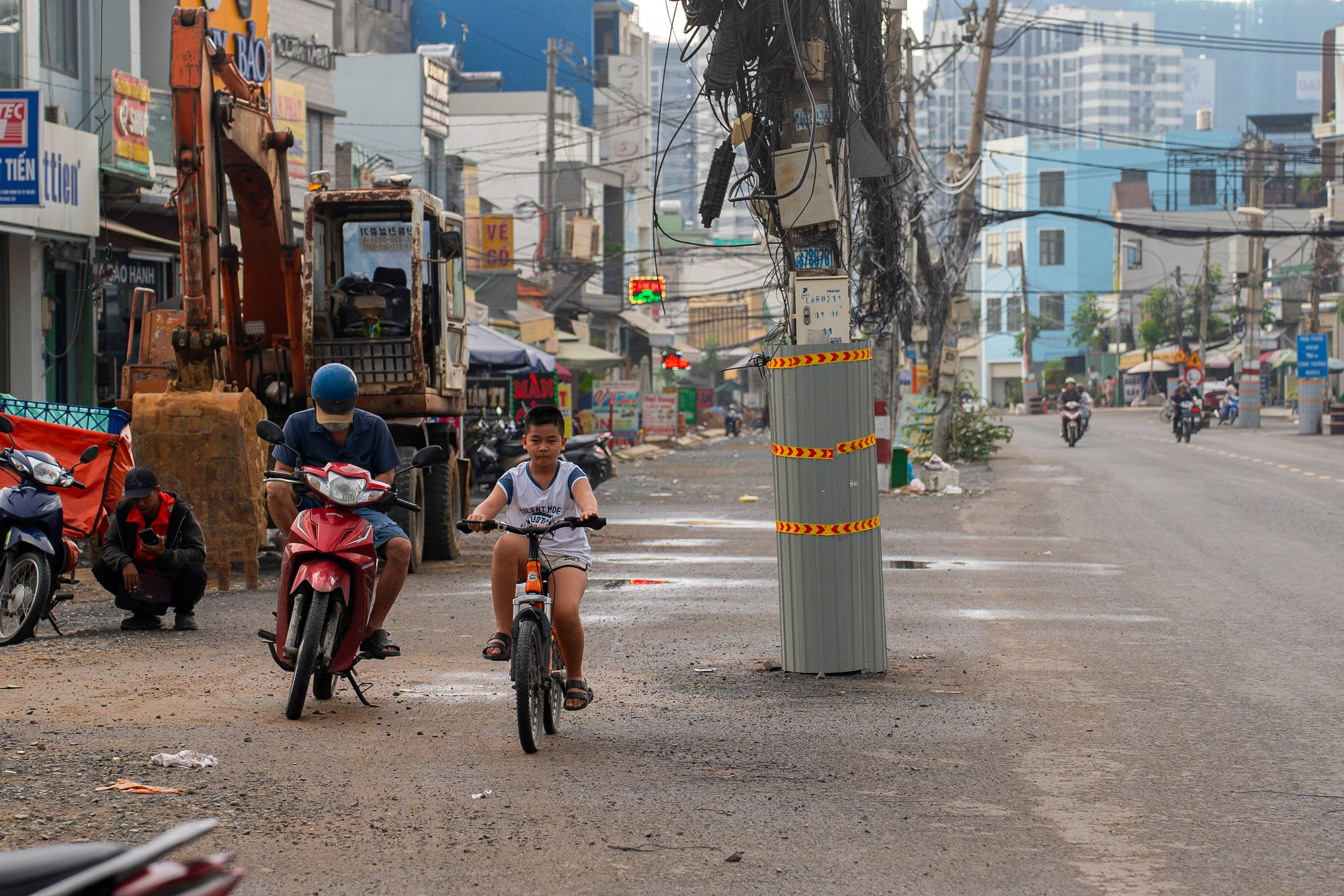 9_mo-rong-duong-nguyen-thi-dinh.jpg
