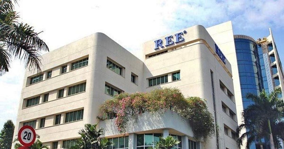 Bà Mai Thanh xúc động kể về 44 năm tại REE