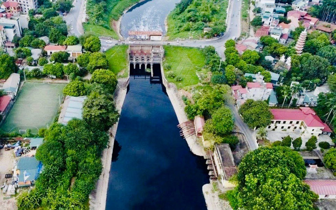 Tập đoàn của đại gia Vũ Văn Tiền được đề xuất đổi hàng trăm ha đất trị giá 69.000 tỷ đồng để 'hồi sinh' con sông ô nhiễm nhất Thủ đô 