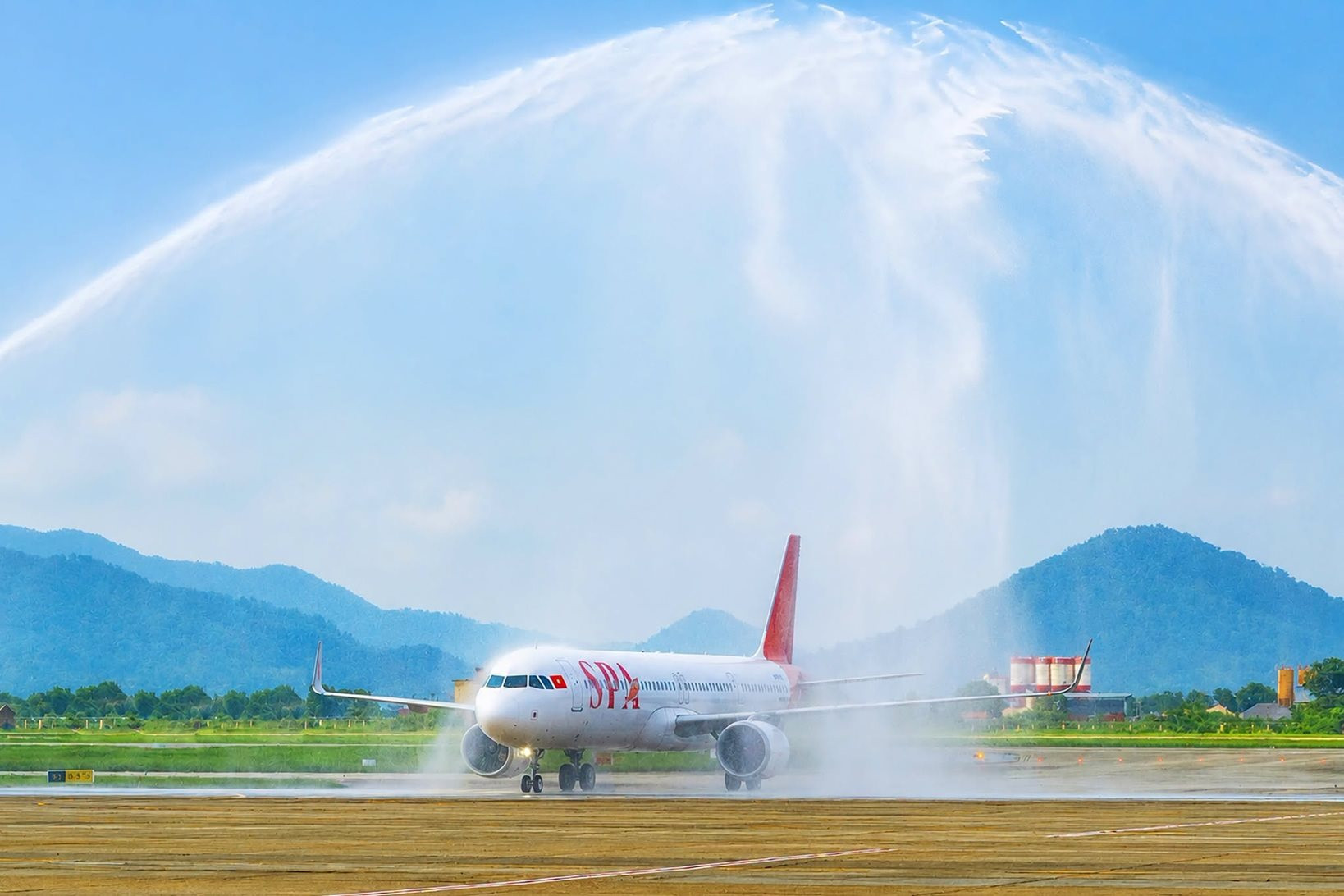 Ngày 13/7, sân bay Nội Bài ghi nhận 1 máy bay có 3 kí tự đặc biệt, lần đầu xuất hiện