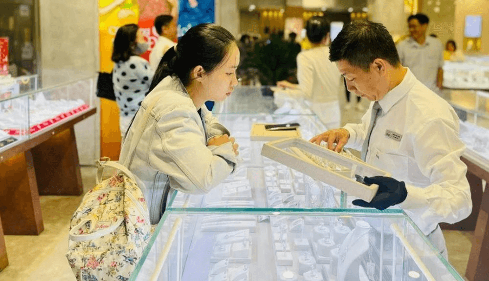 Không phải Hong Kong, đây mới là nơi Việt Nam nhập khẩu lượng lớn kim cương