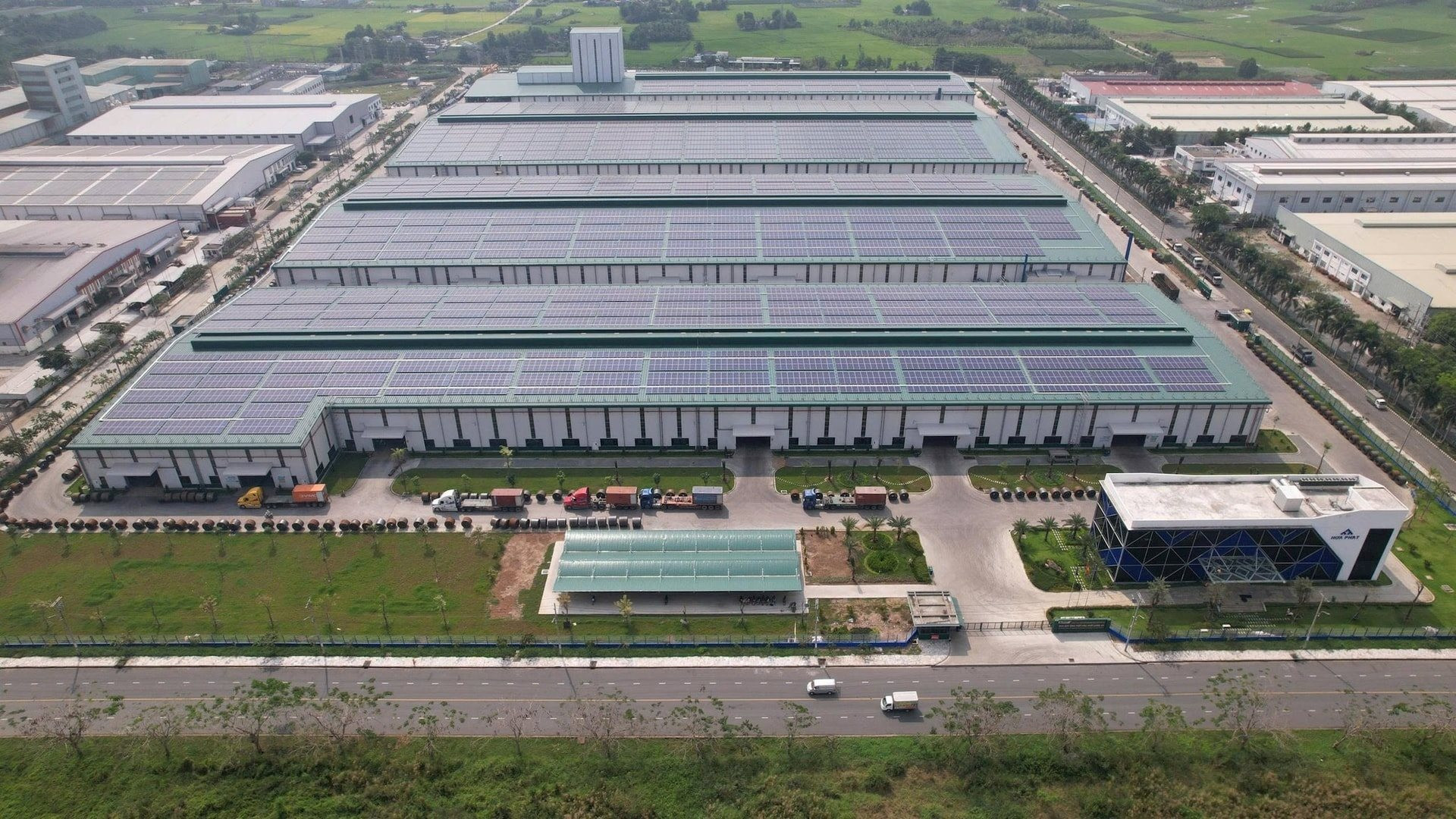 Nhà máy thép của tỷ phú Trần Đình Long tại Tây Ninh được phép nâng công suất lên gấp đôi: 810.000 tấn/năm