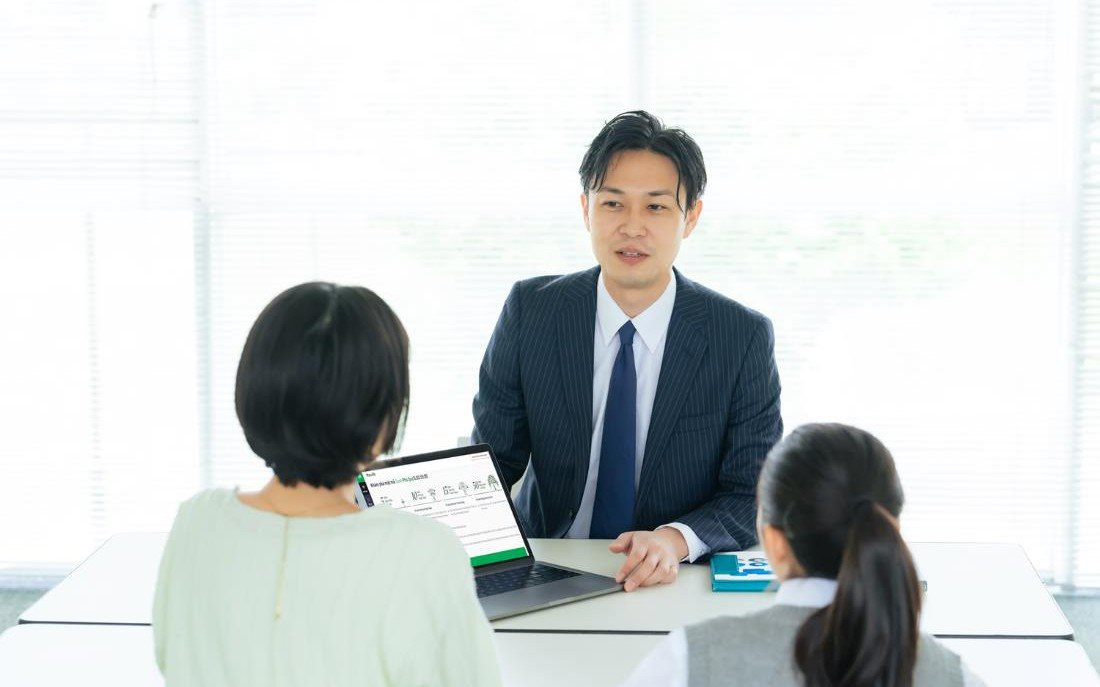 Vì sao nhân sự bất động sản, ngân hàng lâu năm… chuyển sang tư vấn bảo hiểm?