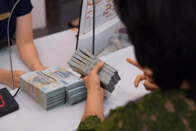Cơ quan thuế thông báo đến nhiều người nộp thuế có tên trong danh sách: Sẽ bị trích tiền từ tài khoản ngân hàng