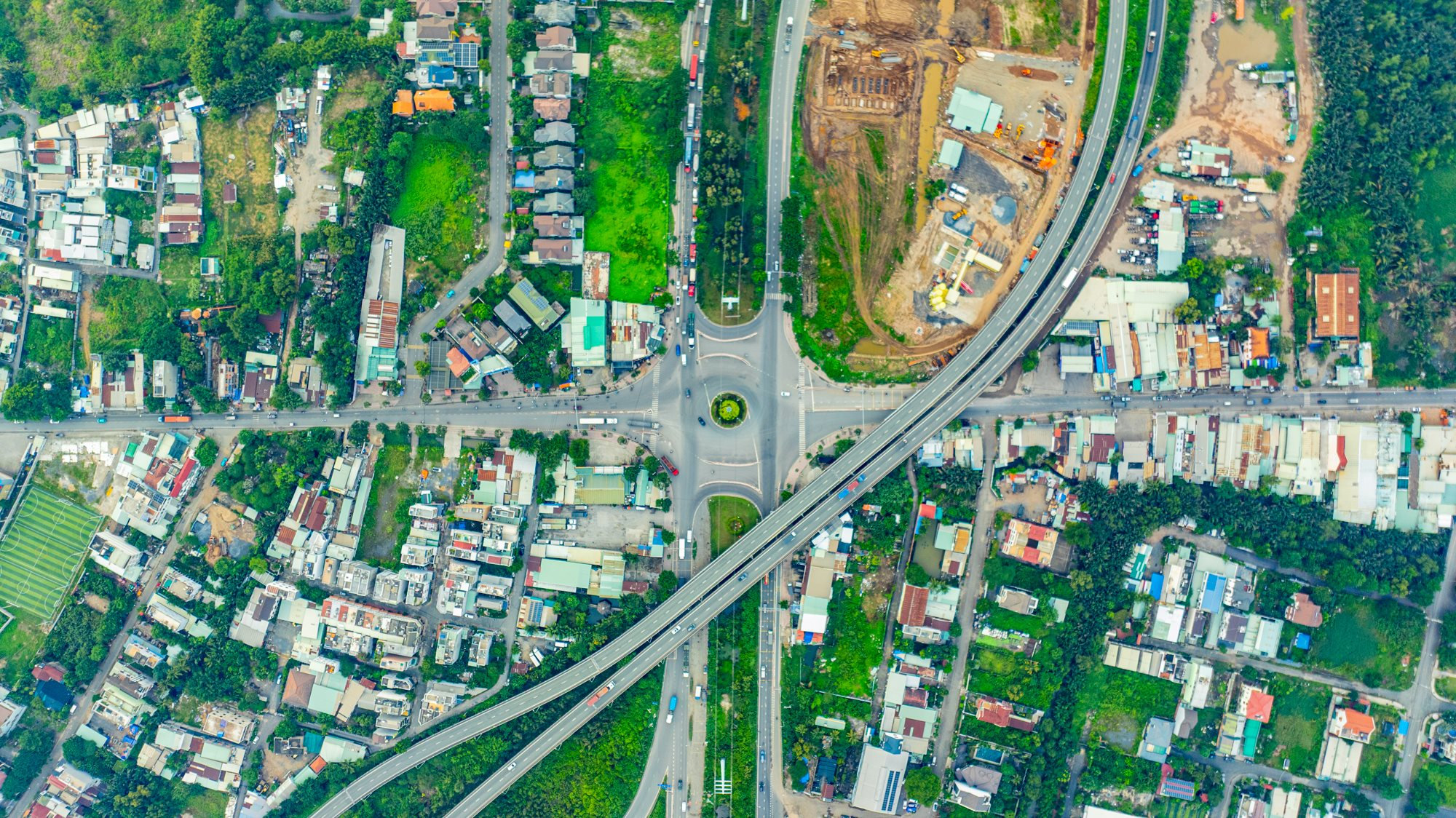 9_vanh-dai-2-tp.hcm.jpg