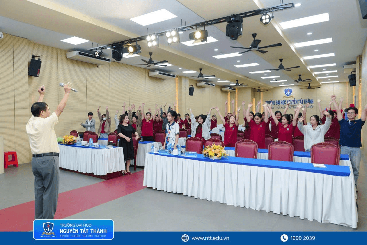 Đại học Nguyễn Tất Thành tăng tốc đào tạo khởi nghiệp bằng tư duy mô hình kinh doanh hiện đại