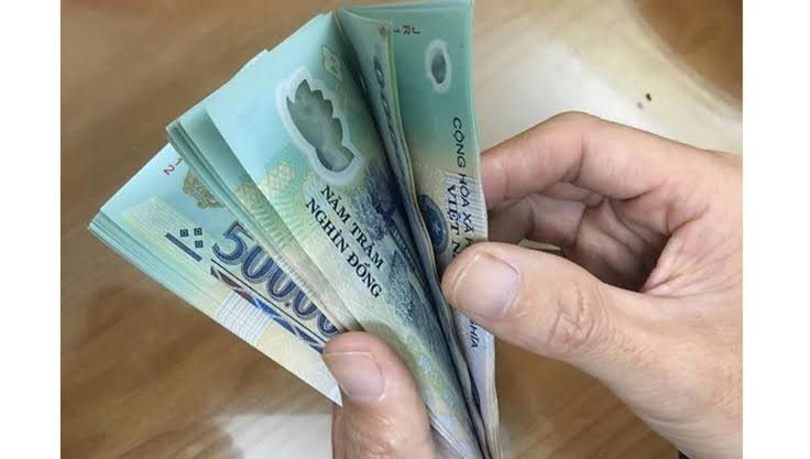 Tài khoản đột ngột nhận được 50.000.000 đồng không rõ người chuyển, Nguyễn Thị Kim Tuyến SN1991 lập tức báo công an điều tra