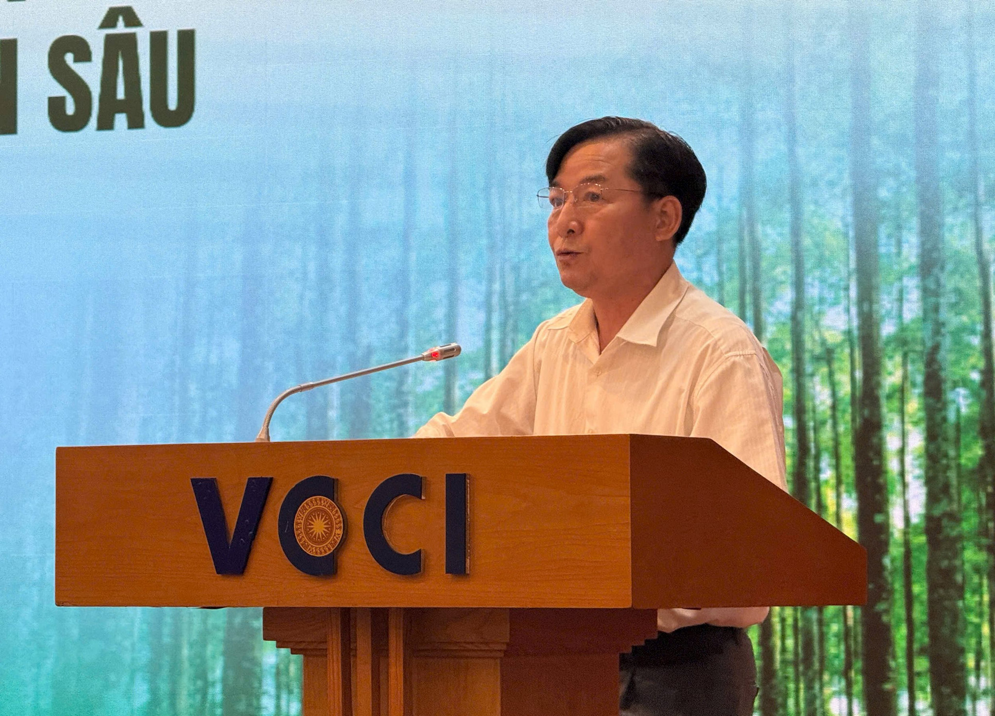 "Hộ chiếu xanh" trở thành tấm vé vào thị trường quốc tế của ngành gỗ
