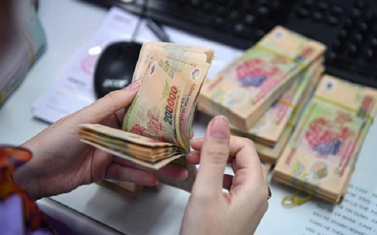 Tài chính tuần qua: Eximbank (EIB) biến động thượng tầng, phát hành trái phiếu suy giảm trong quý 2