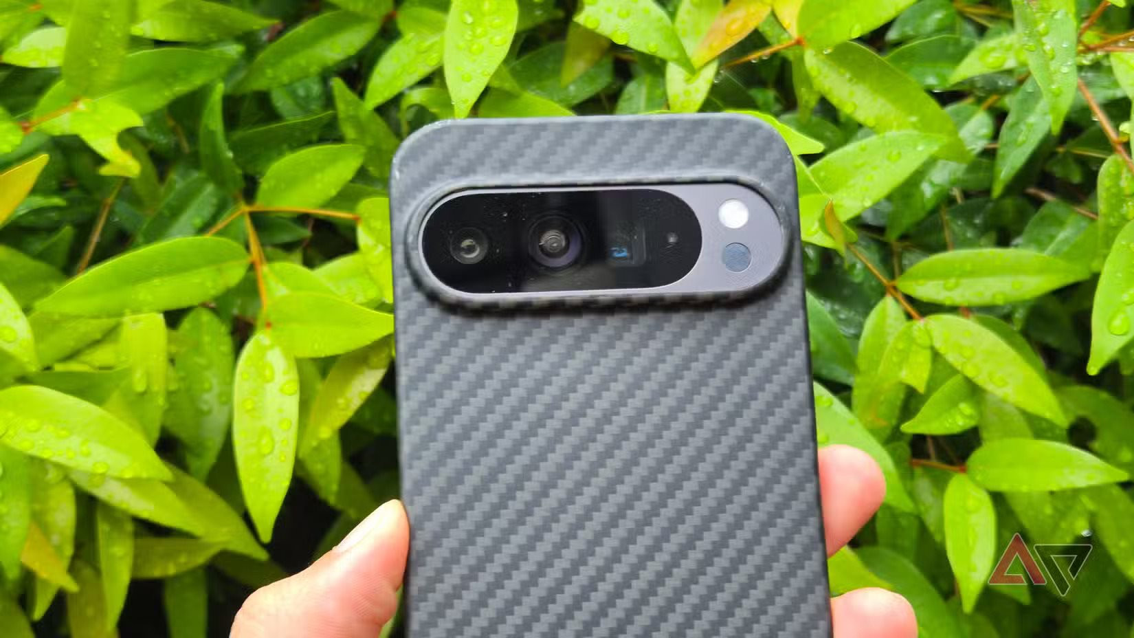 google-pixel-9-pro-xl-camera-hardware-with-all-lenses-1-.jpg