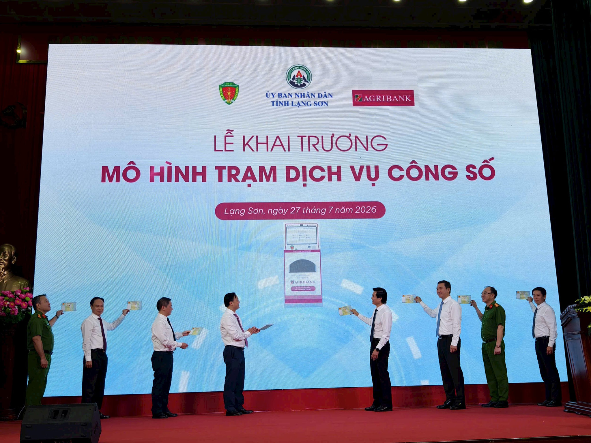 Lạng Sơn đột phá chuyển đổi số với mô hình "Trạm dịch vụ công số" tích hợp AI