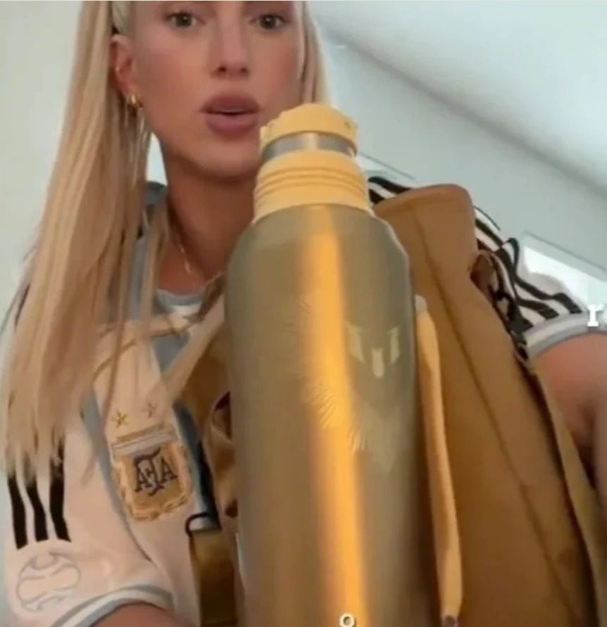 messigift2_1.jpg