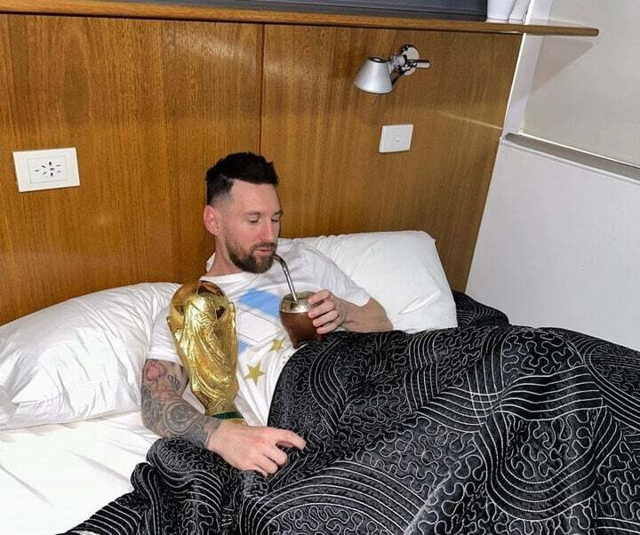 Món quà “quê” đặc biệt của Messi dành cho đồng đội sau World Cup 2026: Quý hơn cả vàng, khiến ai cũng nâng niu trân trọng 
