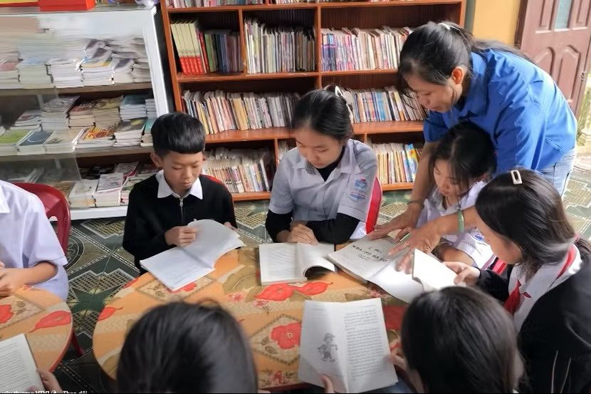 Người phụ nữ khiếm thị 20 năm bền bỉ "gieo" sinh kế cho người yếu thế