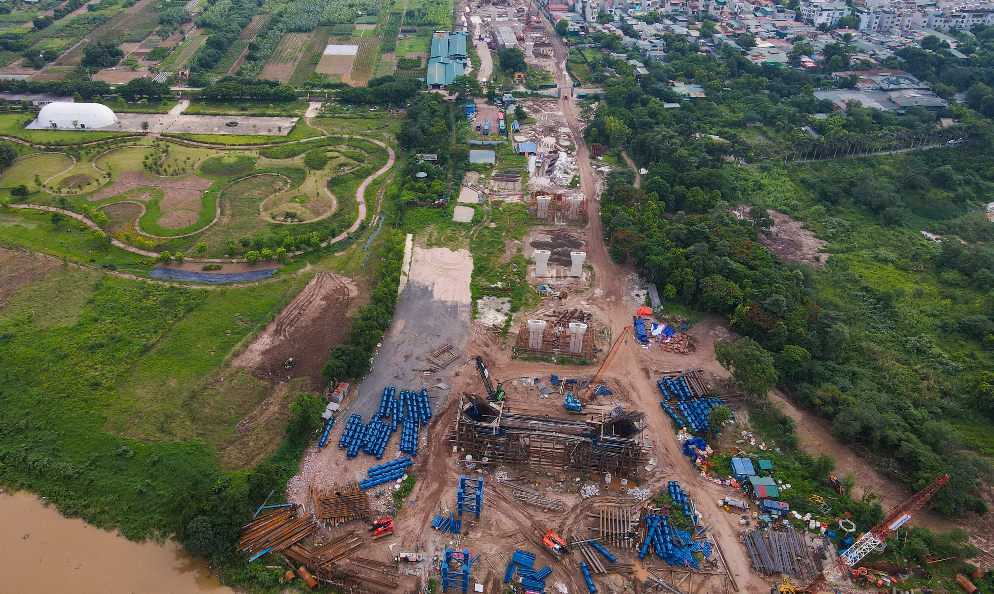 8-cau-tran-hung-dao5.jpg