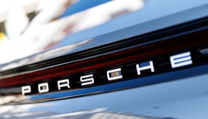 Porsche sắp cắt giảm 9.000 việc làm trên toàn cầu