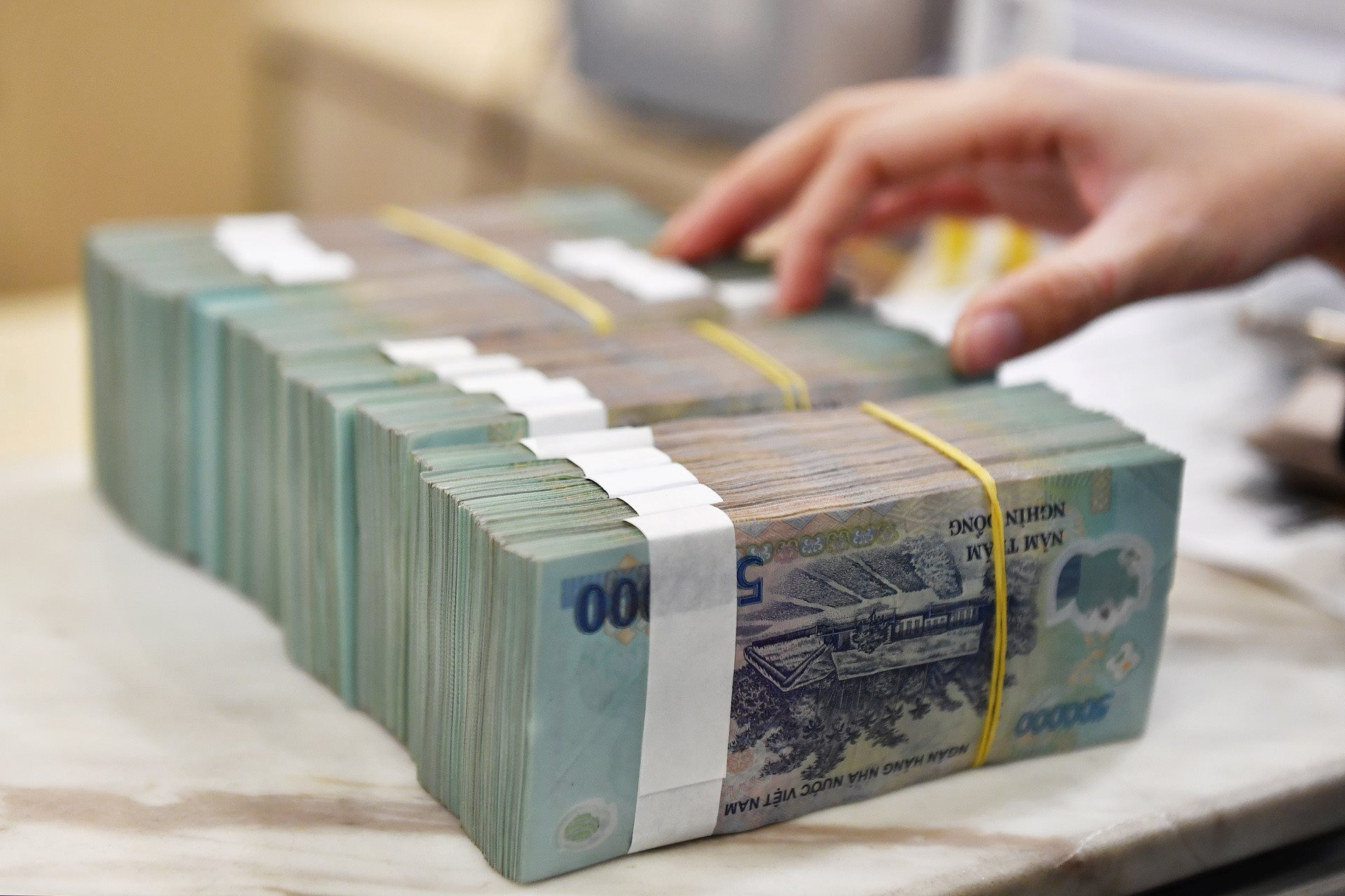 Lãi suất ngân hàng 29/7 tại Agribank, Vietcombank, BIDV, VietinBank, MB, Sacombank, HDBank,...