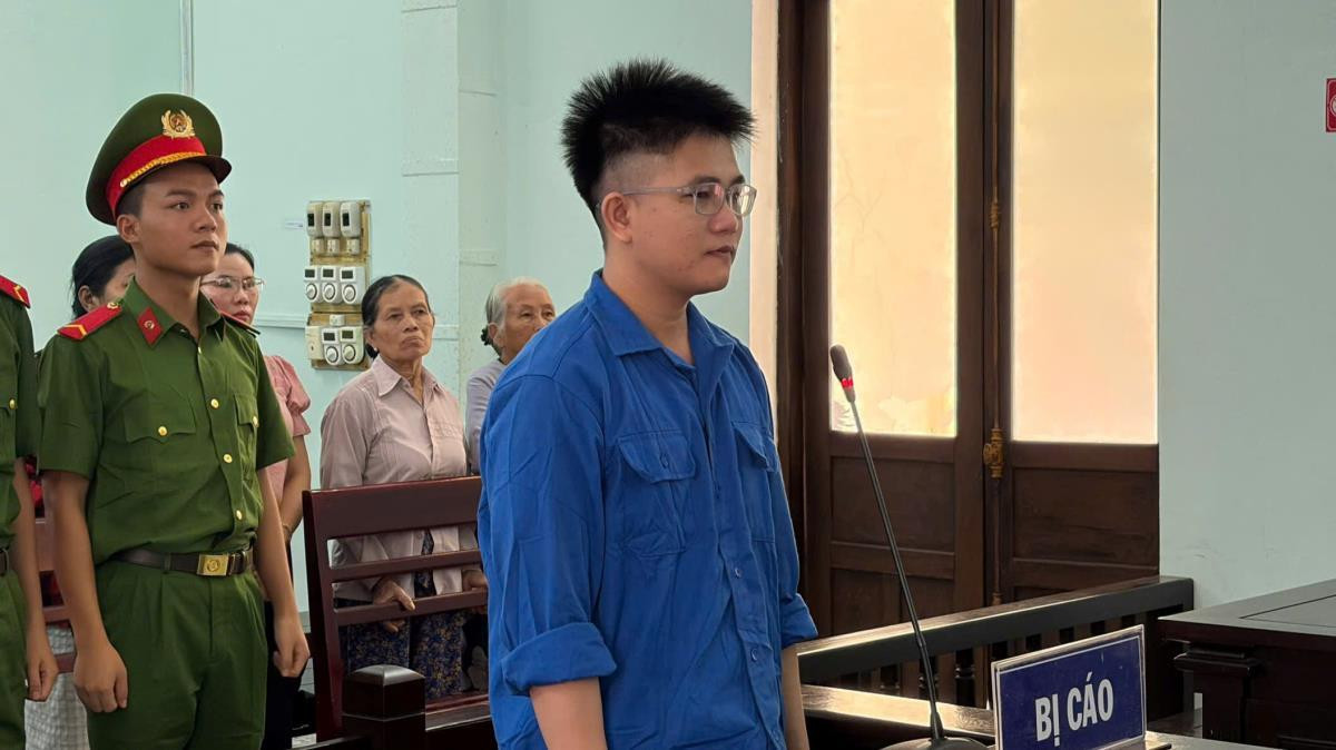 Thua lỗ tiền ảo, một bác sĩ đi trộm vàng và nhận án 11 năm tù