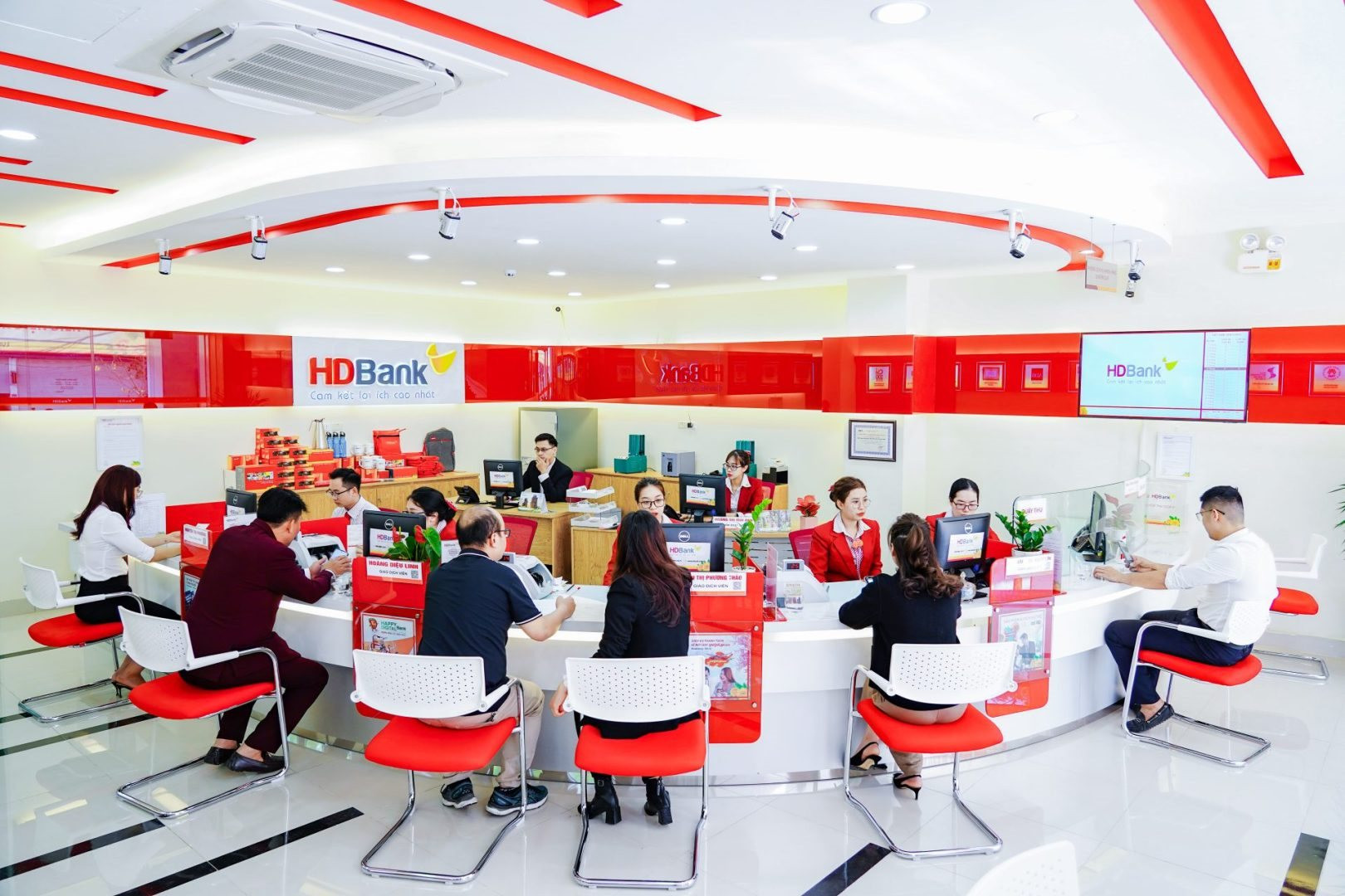 HDBank dự kiến chia cổ tức, cổ phiếu thưởng tổng tỷ lệ 30%