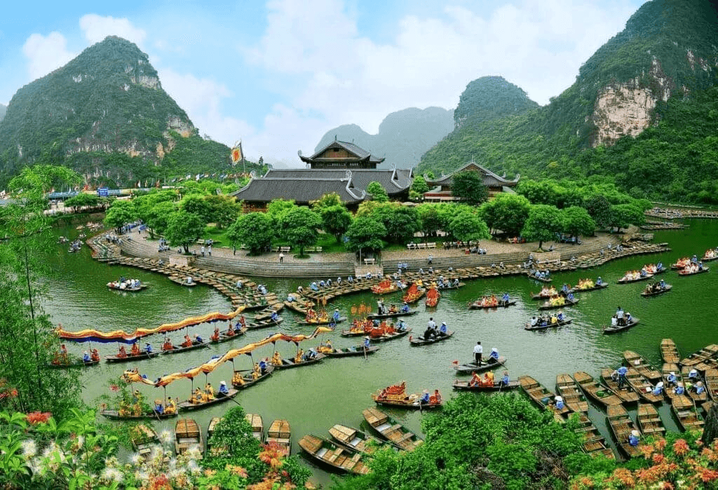 Việt Nam có 1 vùng đất sở hữu Di sản Thế giới đầu tiên của Đông Nam Á vừa được "Oscar của ngành du lịch" đề cử, là nơi tỷ phú Xuân Trường đầu tư KDL tâm linh 12.000 ha