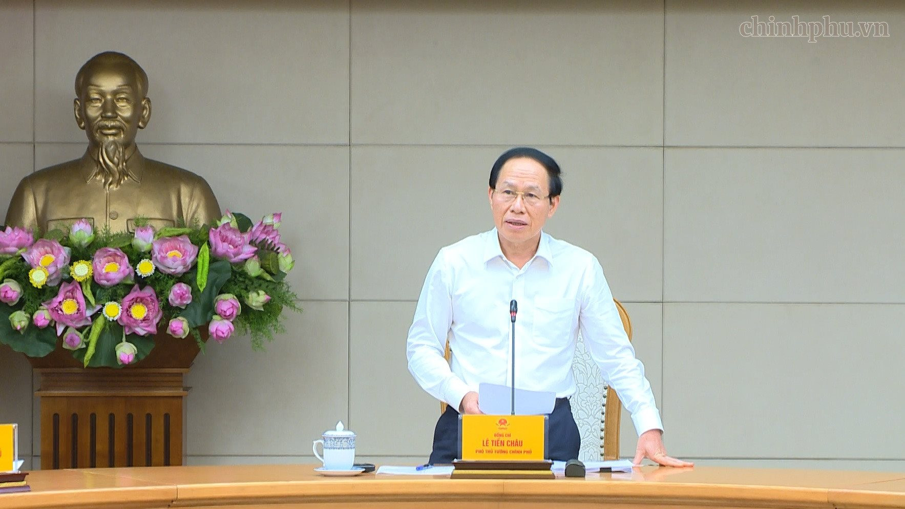 Yêu cầu Bộ Giáo dục rà soát học phí đại học