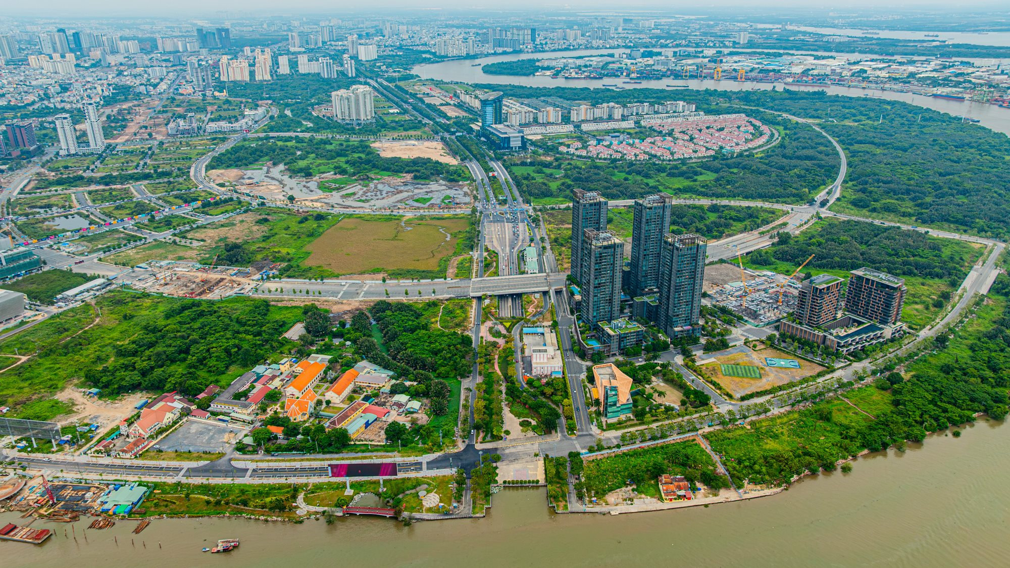 16_thi-truong-van-phong.jpg