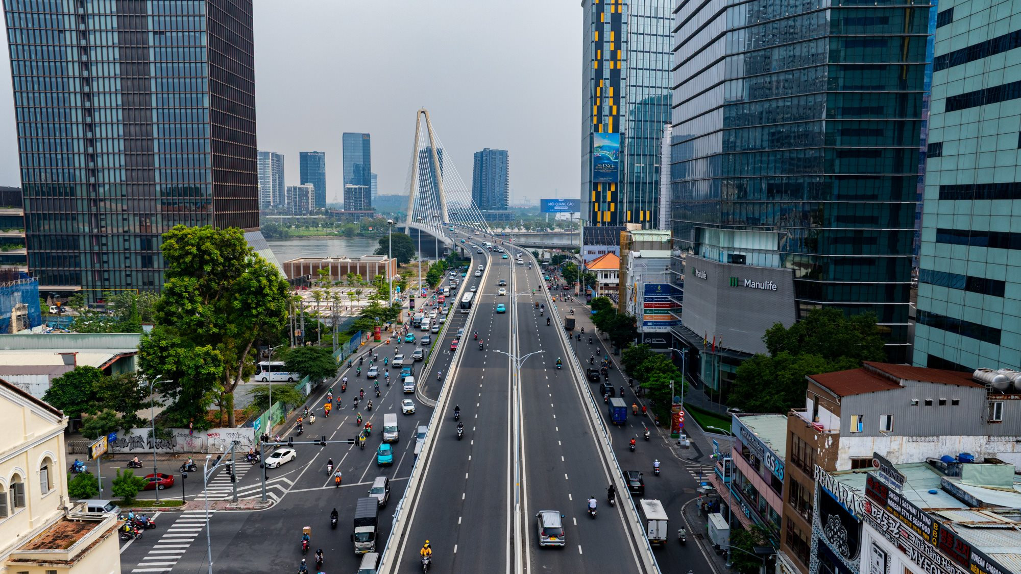 9_thi-truong-van-phong.jpg