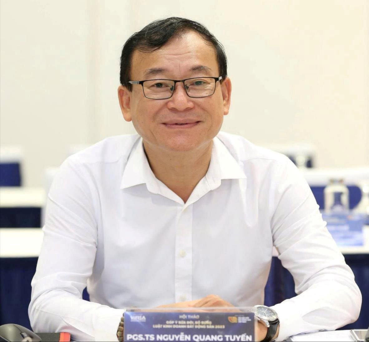 nguyen-quang-tuyen.jpg