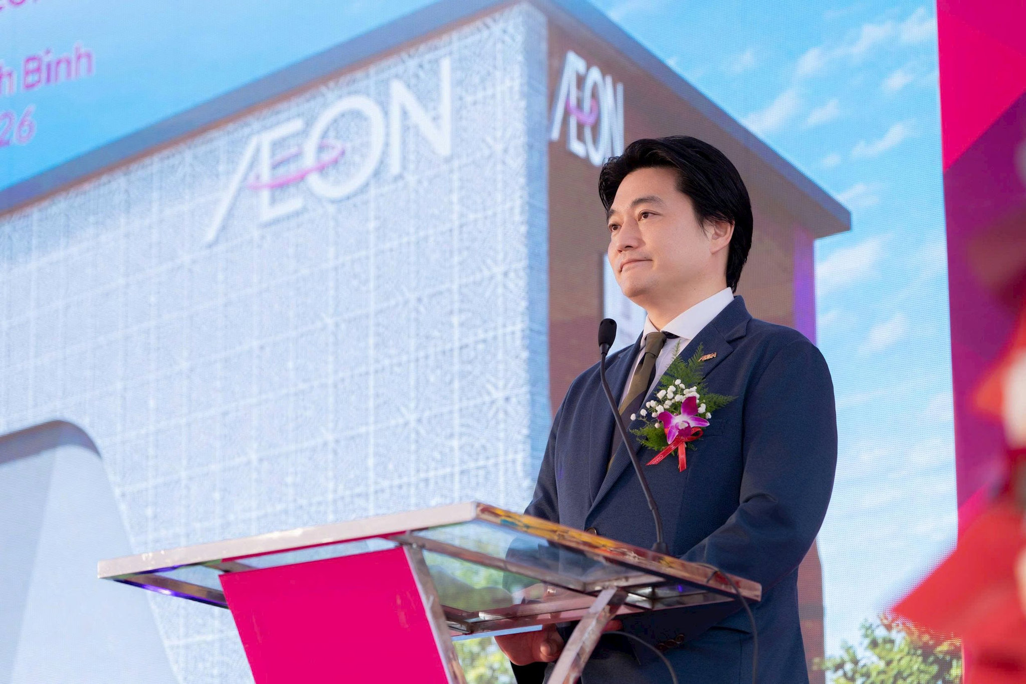 ong-tezuka-daisuke-thanh-vien-ban-dieu-hanh-truong-dai-dien-tap-doan-aeon-tai-viet-nam-kiem-tong-giam-doc-aeon-viet-nam-phat-bieu-tai-buoi-le-2-.jpg