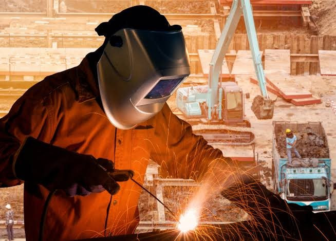 Chuyện chưa từng thấy: Một nghề bình dân đang được săn đón nhất ở Nga, mức lương gần 200 triệu đồng/tháng
