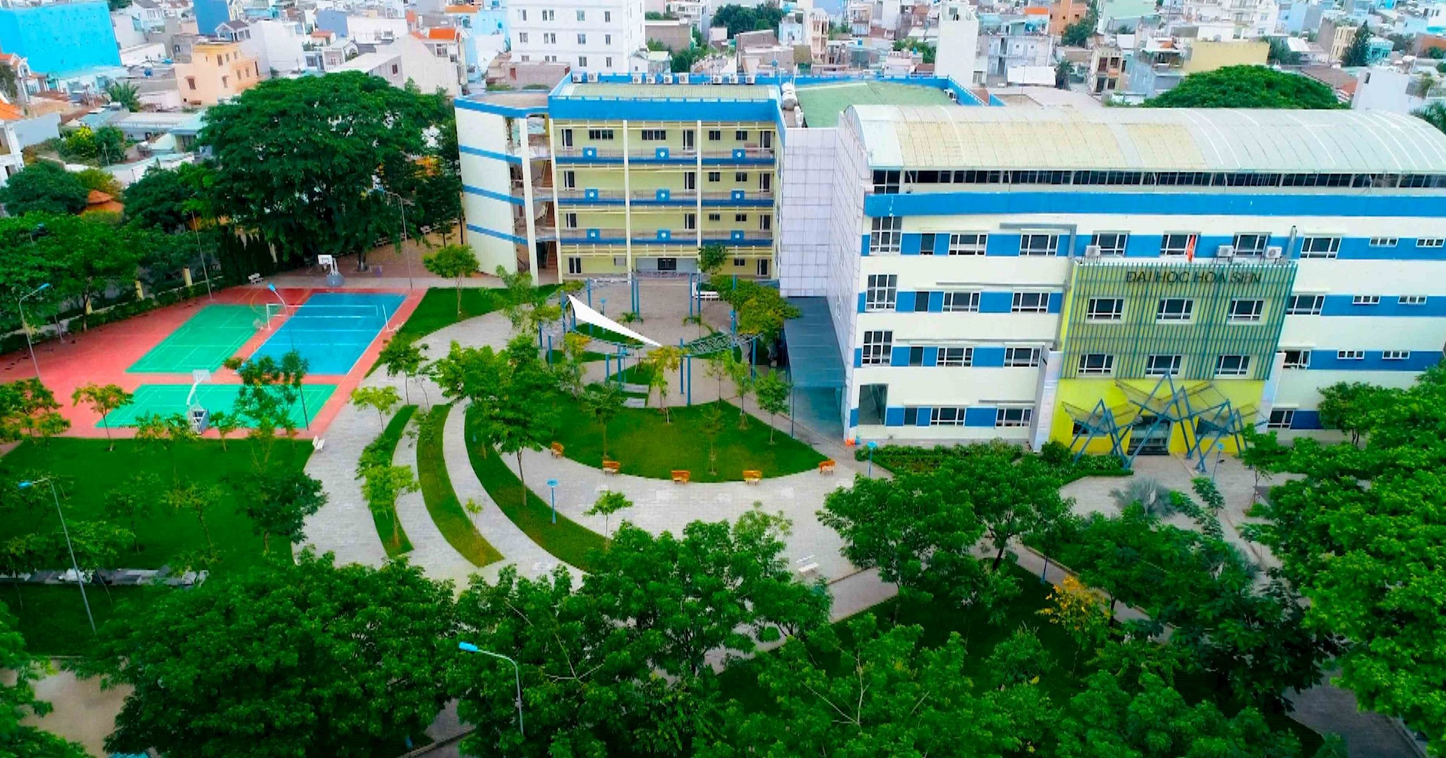 1 trường đại học thuộc 'ông lớn' giáo dục tư nhân ở Việt Nam lập đỉnh doanh thu 790 tỷ đồng, trả lương 196 tỷ đồng/năm, quy mô 9.500 sinh viên 