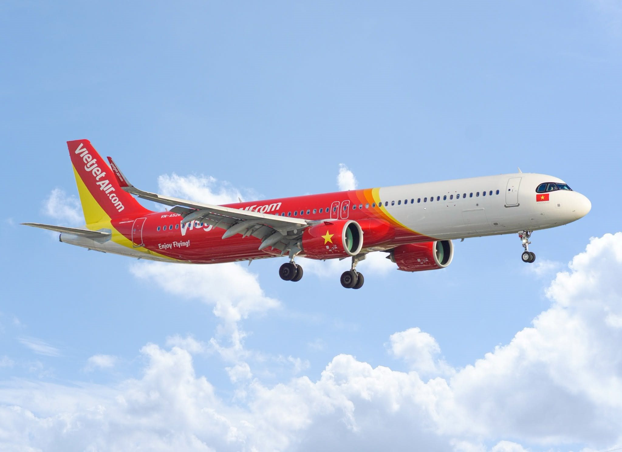 Thông báo mới nhất của Vietjet liên quan tới tình hình tại sân bay Tân Sơn Nhất