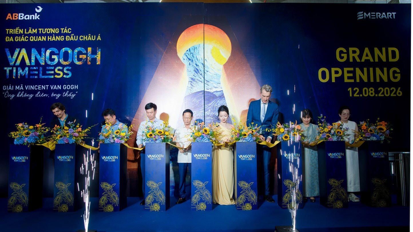 Van Gogh Timeless chính thức mở cửa: Khi nghệ thuật, công nghệ và cảm xúc cùng giao hòa