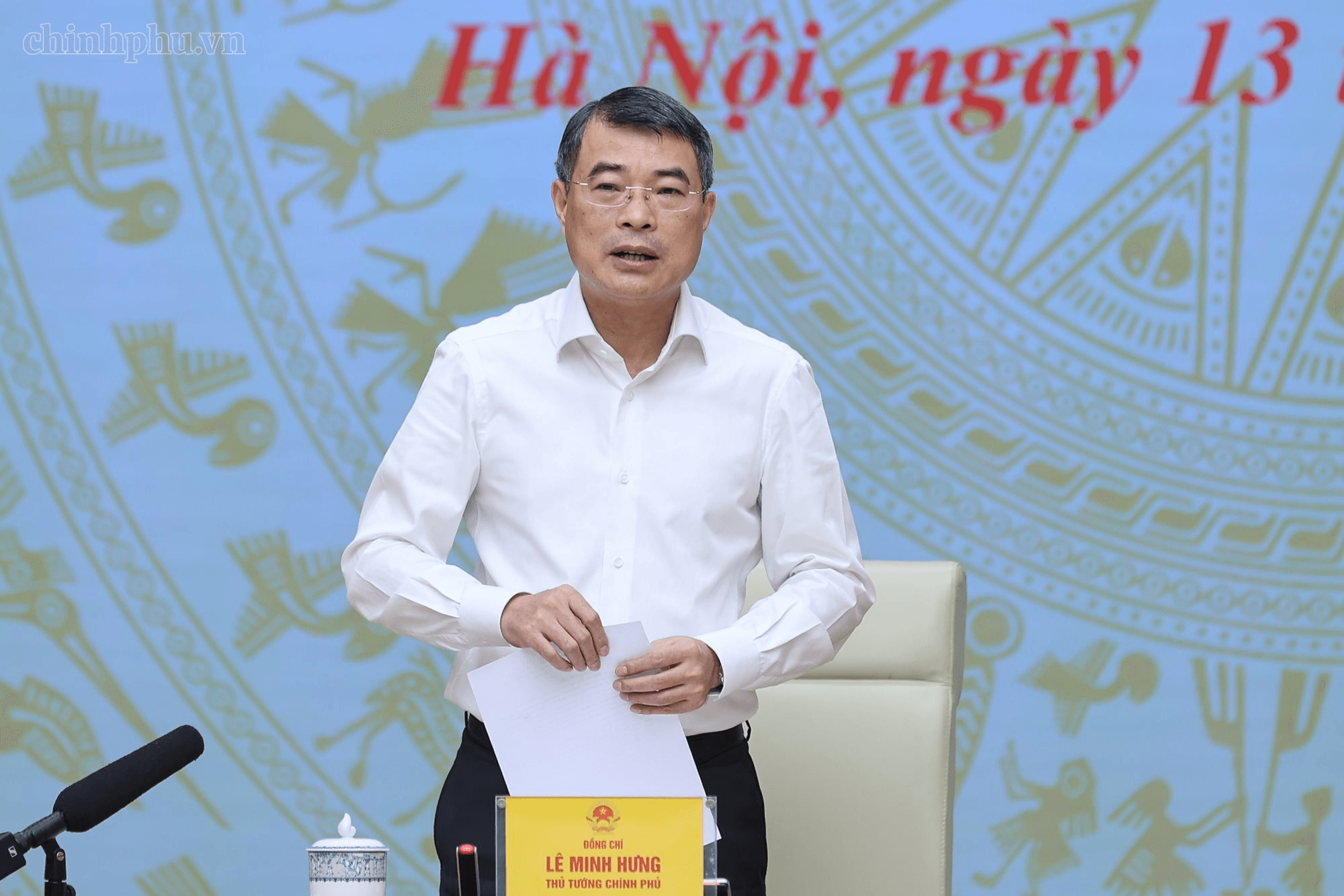 Thủ tướng yêu cầu NHNN xác định “điểm cân bằng” giữa yêu cầu kiểm soát lạm phát và hỗ trợ tăng trưởng