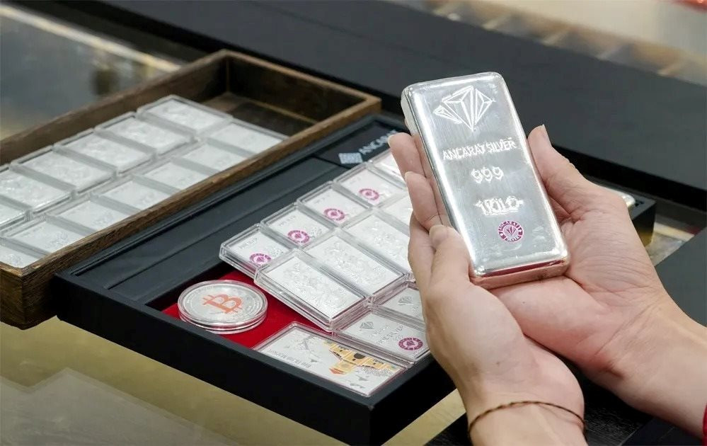 Giá bạc sáng ngày 14/8 tại Ancarat, Bảo Tín Mạnh Hải, DOJI, Sacombank