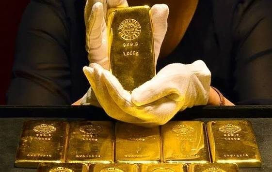 Thế lực nắm giữ hàng nghìn tấn vàng “ráo riết” gom hàng mạnh tay hơn cả các NHTW