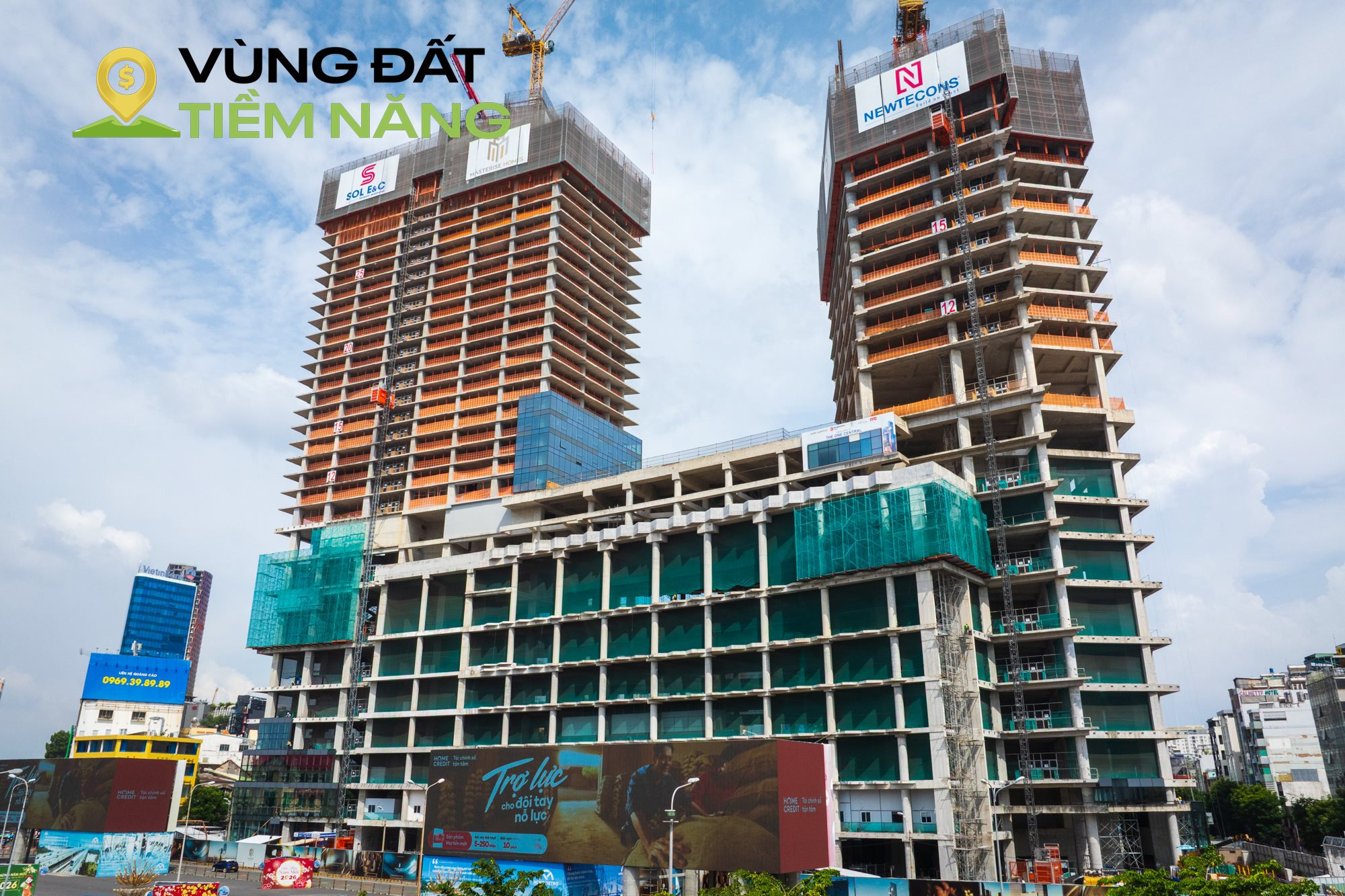 Tòa nhà 4 mặt tiền nằm ngay chợ Bến Thành đình trệ hơn 10 năm lột xác ngoạn mục: 9 tháng xây 20 tầng, đã bắt đầu lắp kính