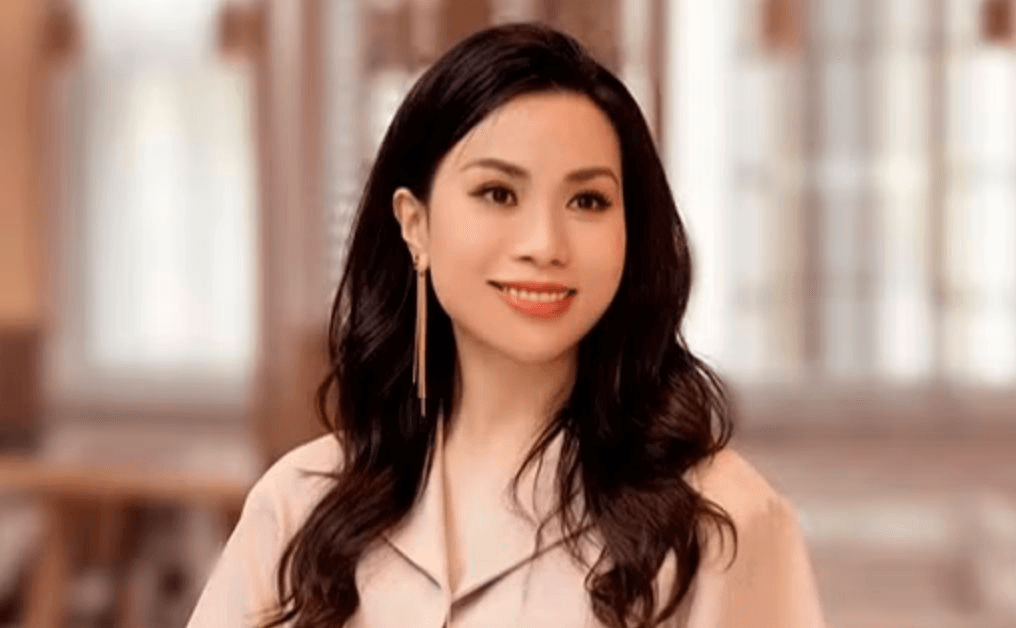 Cựu giảng viên Đại học Kinh tế Quốc dân từ nhiệm ghế Chủ tịch một doanh nghiệp trên HoSE sau 1 năm