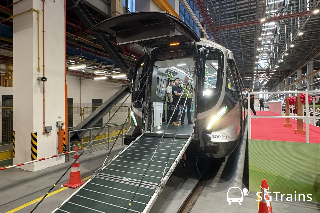 new-cross-island-line-trains-key-features-of-the-crrc-qingdao-sifang-cr151-train-for-upcoming-crl-4.jpg